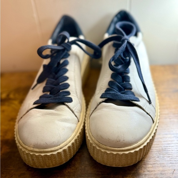 J Slides Women's Parker Fashion Sneaker, White/Navy, Size 10 - Picture 2 of 9